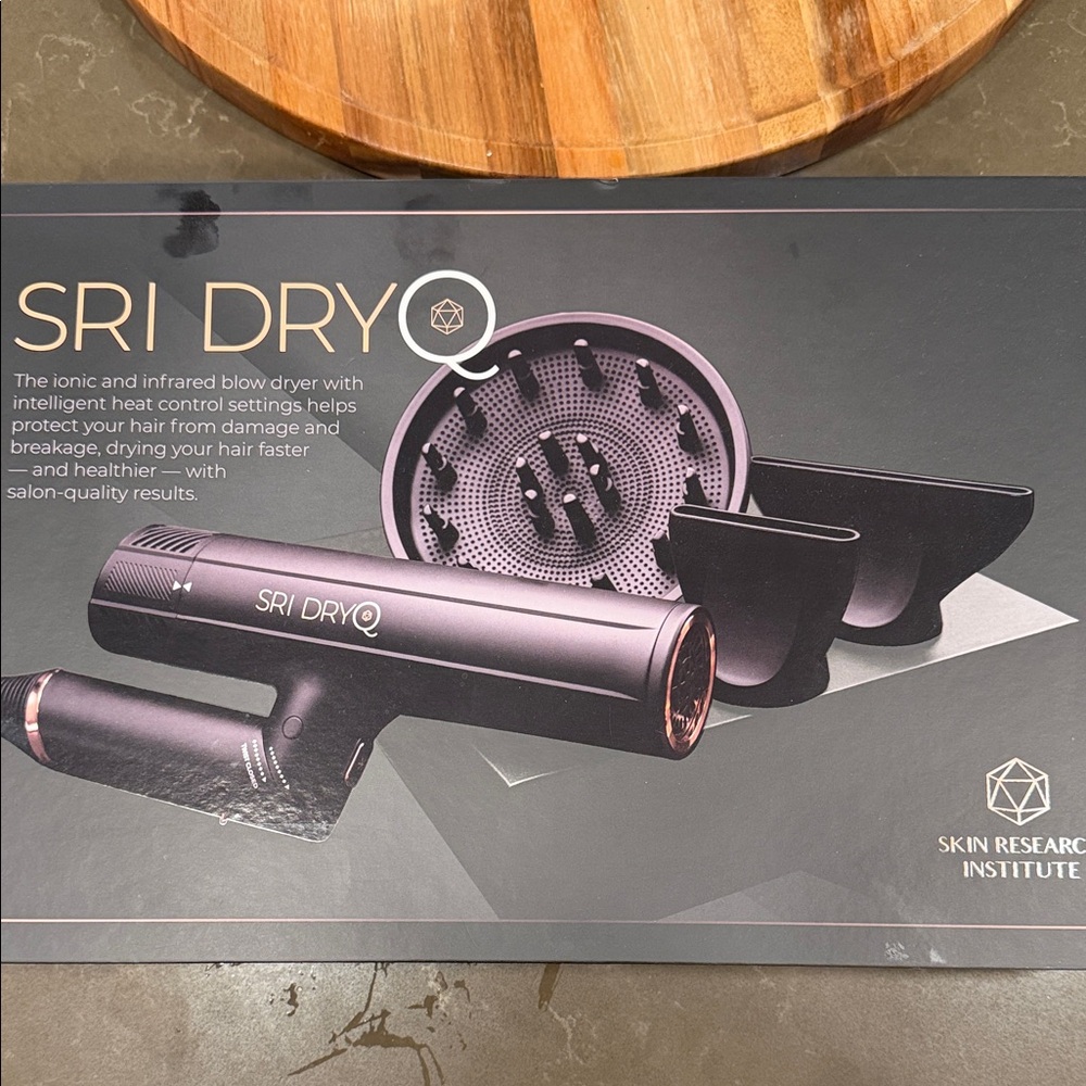 SRI DryQ Ionic Blow Dryer with Attachments